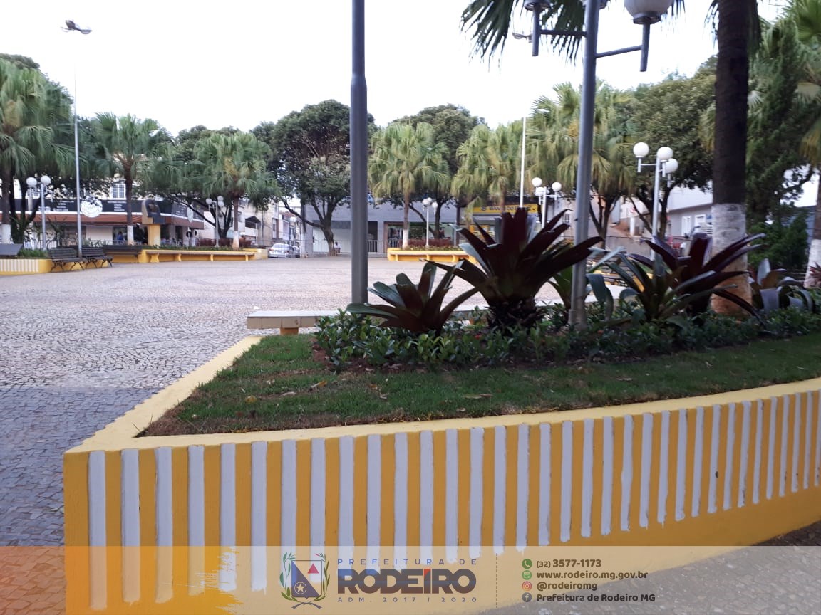 Prefeitura investe na revitalização da Praça São Sebastião 